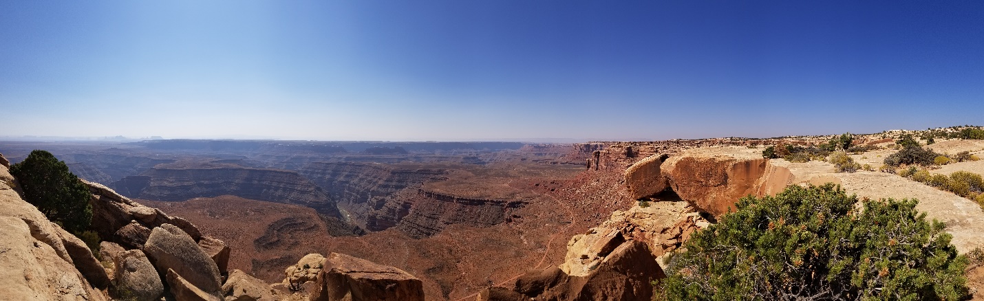 A picture containing sky, outdoor, nature, canyon

Description automatically generated